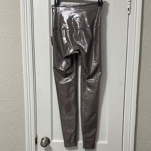 Old Navy Metallic Gray Skinny Leggings